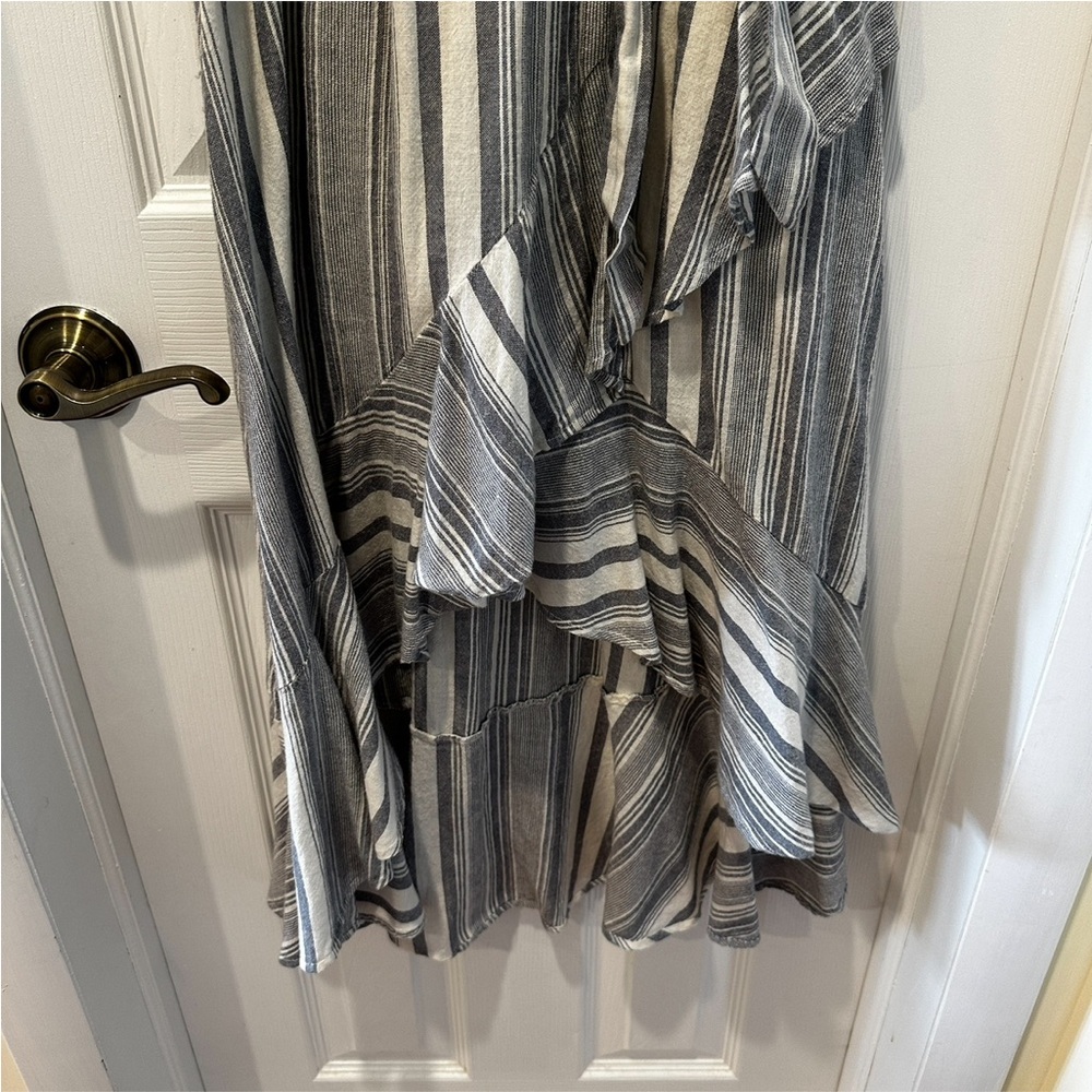TTAHARI Striped Halter Neck Dress - Picture 5 of 16